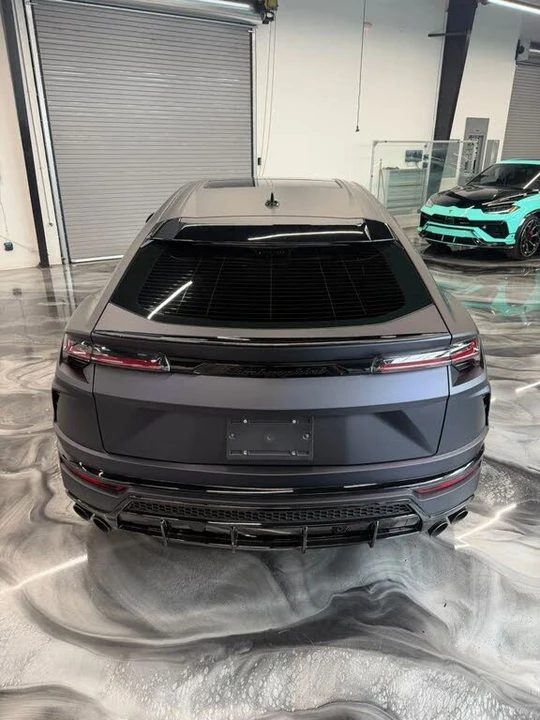 2022 Lamborghini Urus - Image 17 of 31