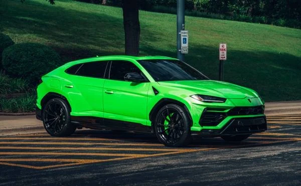 2022 Lamborghini Urus - Image 10 of 12