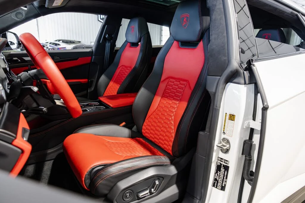 2022 Lamborghini Urus - Image 30 of 31