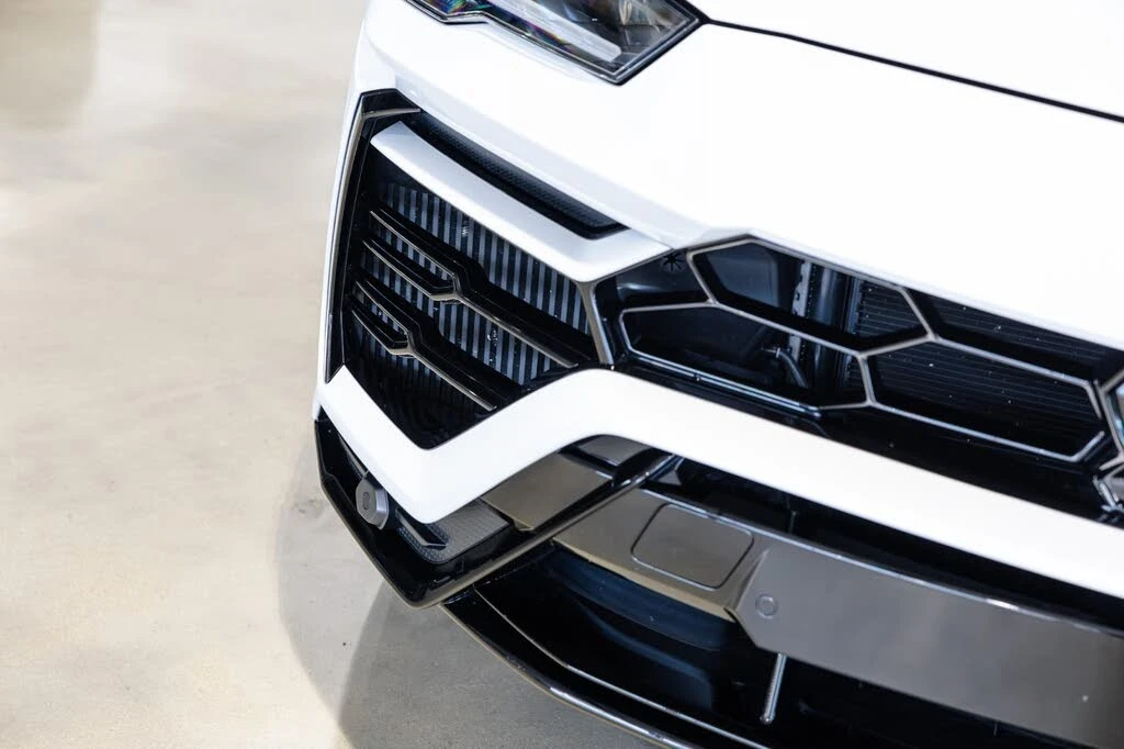 2022 Lamborghini Urus - Image 11 of 31