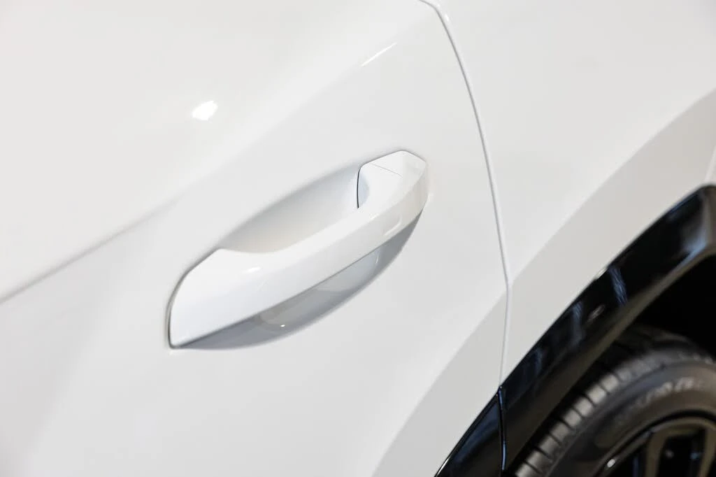 2022 Lamborghini Urus - Image 13 of 31