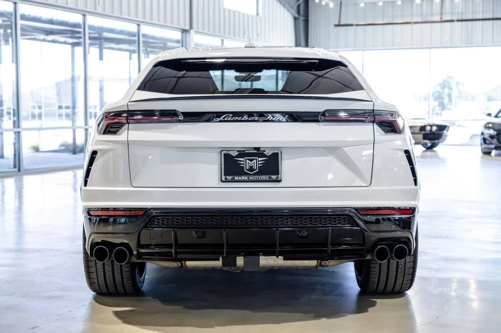 2022 Lamborghini Urus - Image 5 of 31
