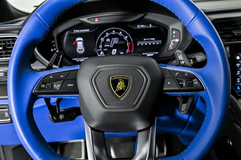 2022 Lamborghini Urus - Image 27 of 31
