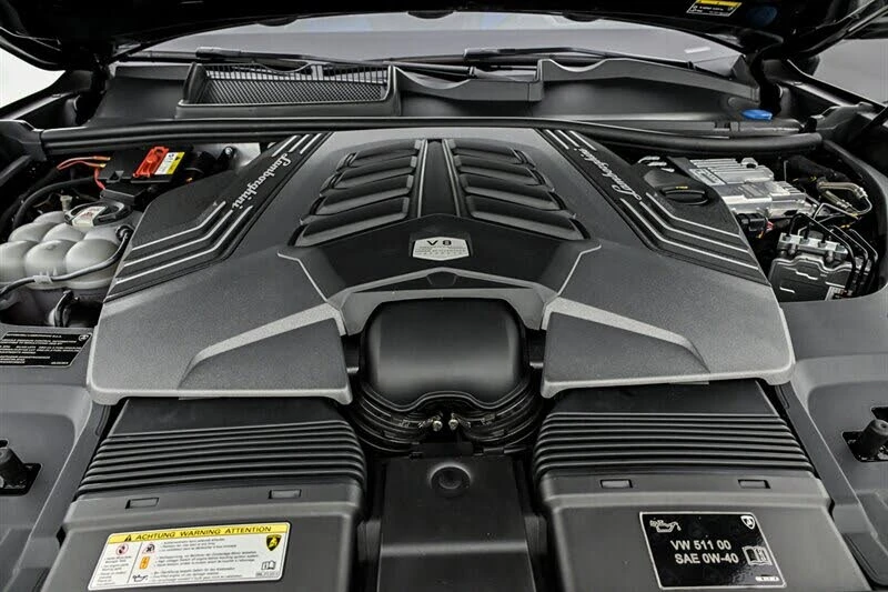 2022 Lamborghini Urus - Image 12 of 31