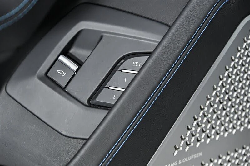 2022 Lamborghini Urus - Image 14 of 31