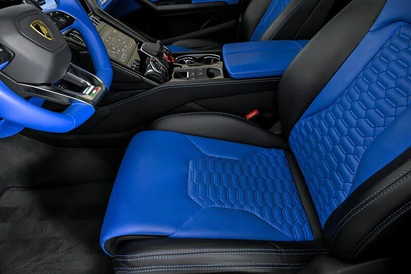2022 Lamborghini Urus - Image 17 of 31
