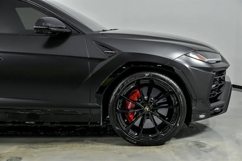 2022 Lamborghini Urus - Image 15 of 31
