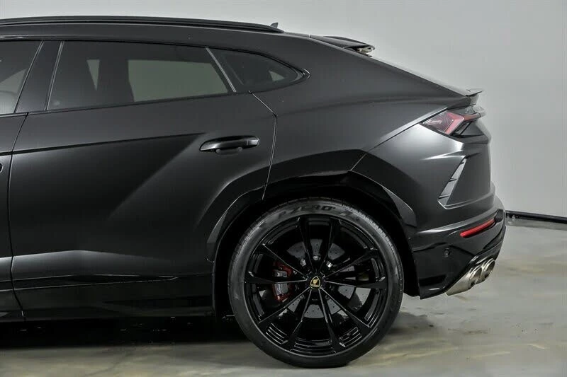 2022 Lamborghini Urus - Image 9 of 31