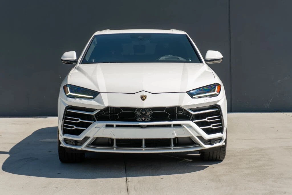 2022 Lamborghini Urus - Image 4 of 31