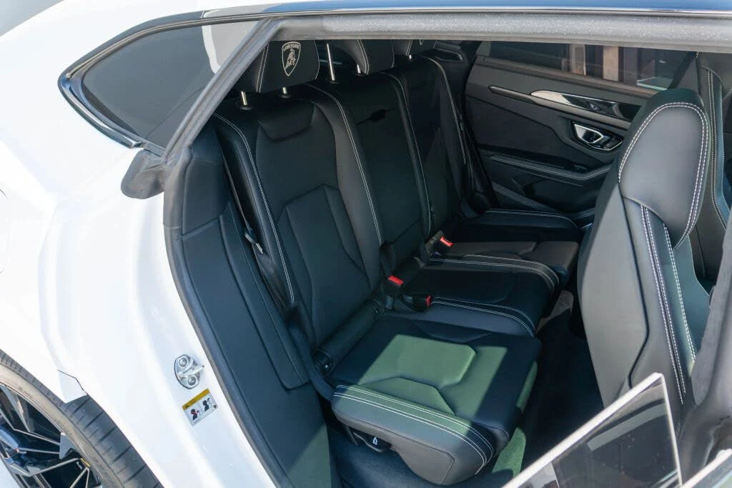 2022 Lamborghini Urus - Image 14 of 31