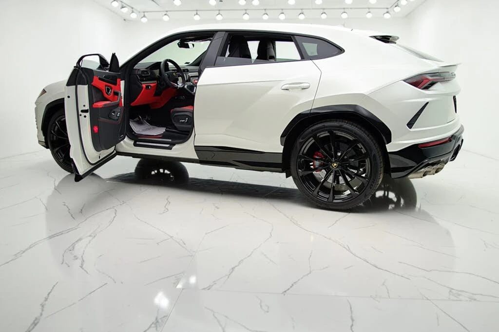2022 Lamborghini Urus - Image 6 of 31