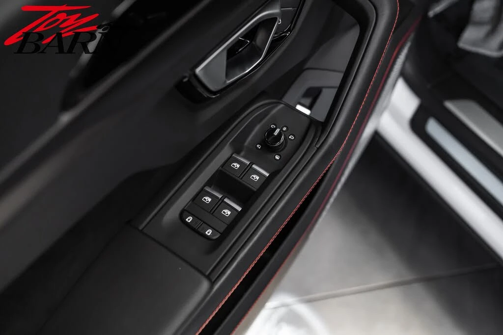 2022 Lamborghini Urus - Image 22 of 31