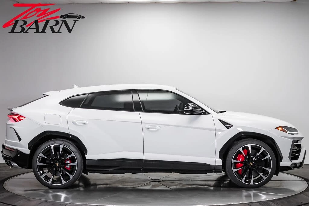 2022 Lamborghini Urus - Image 6 of 31