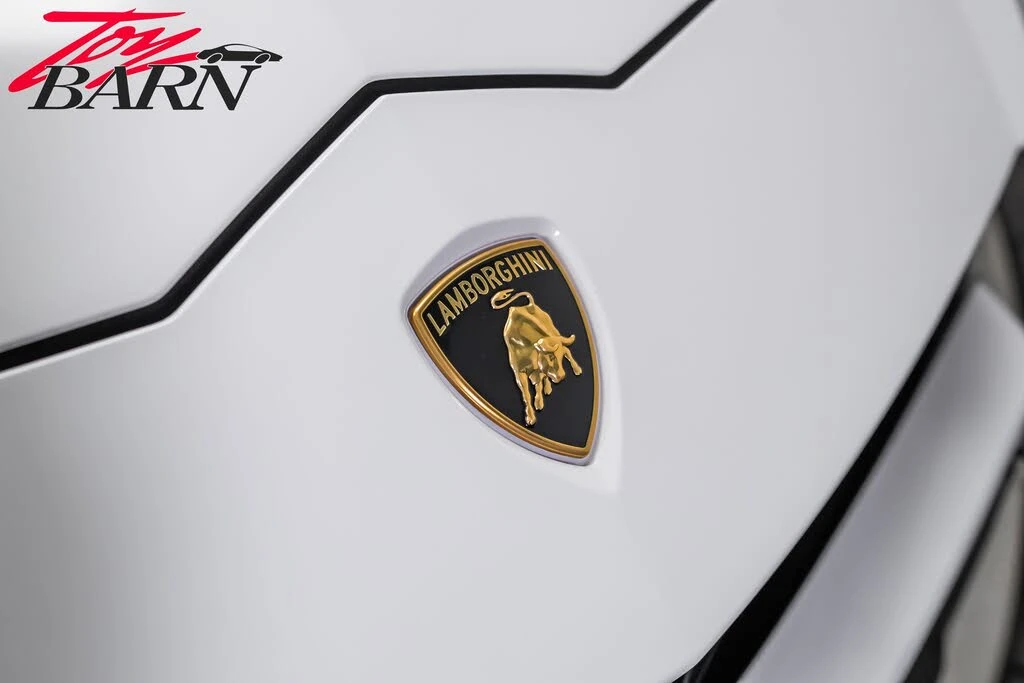 2022 Lamborghini Urus - Image 9 of 31