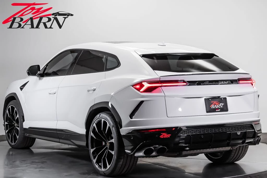 2022 Lamborghini Urus - Image 3 of 31