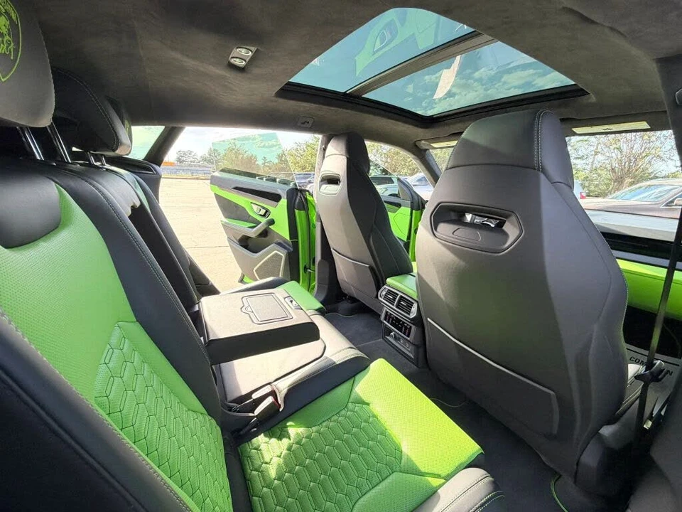 2022 Lamborghini Urus - Image 26 of 31
