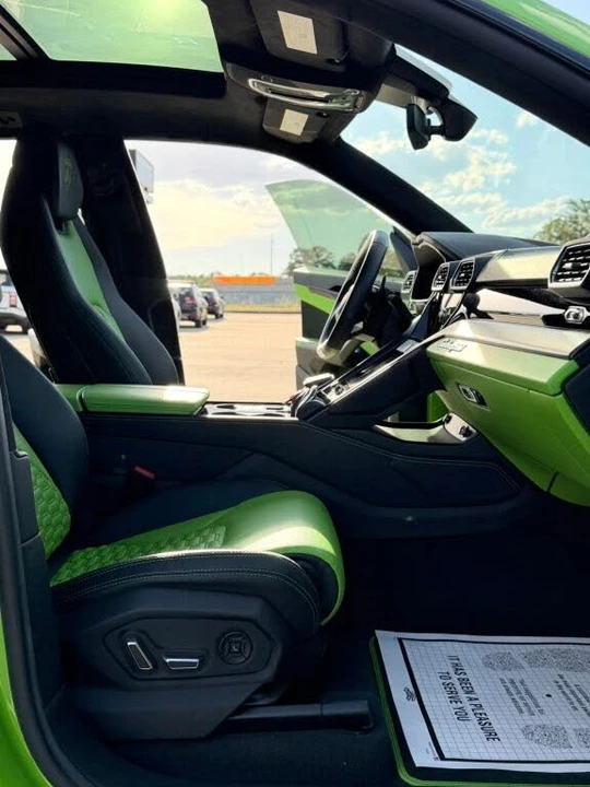 2022 Lamborghini Urus - Image 31 of 31