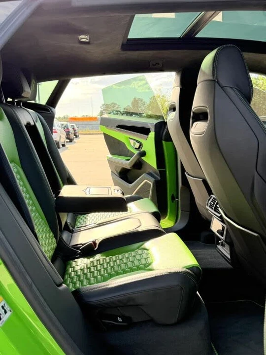 2022 Lamborghini Urus - Image 23 of 31