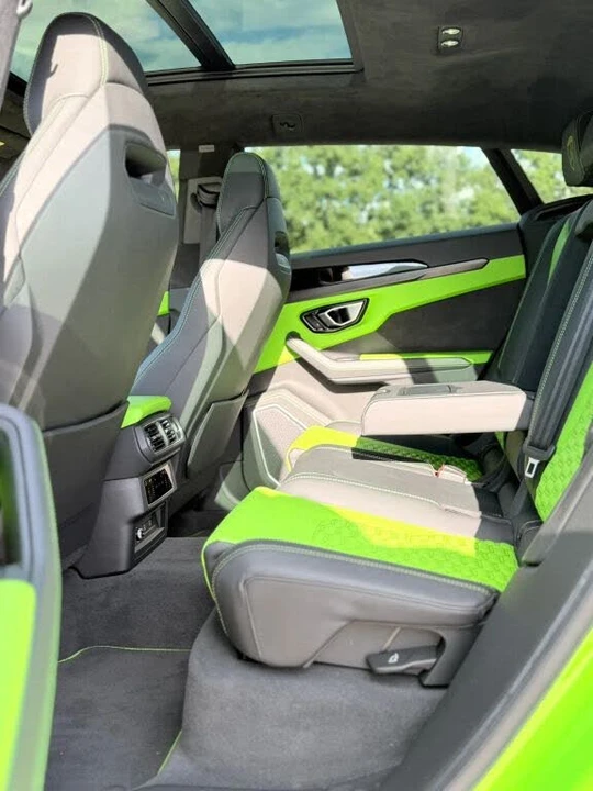 2022 Lamborghini Urus - Image 16 of 31