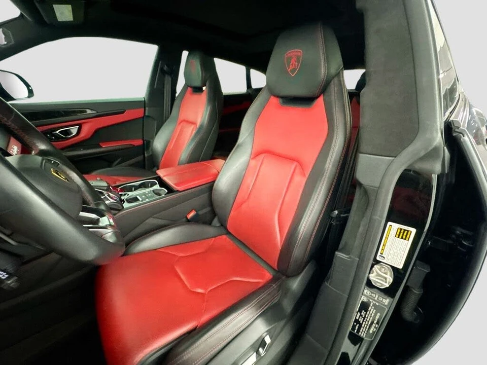 2022 Lamborghini Urus - Image 22 of 31