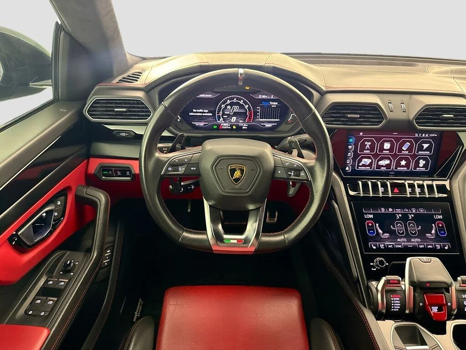 2022 Lamborghini Urus - Image 24 of 31