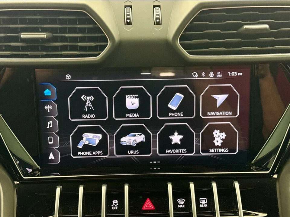 2022 Lamborghini Urus - Image 15 of 31