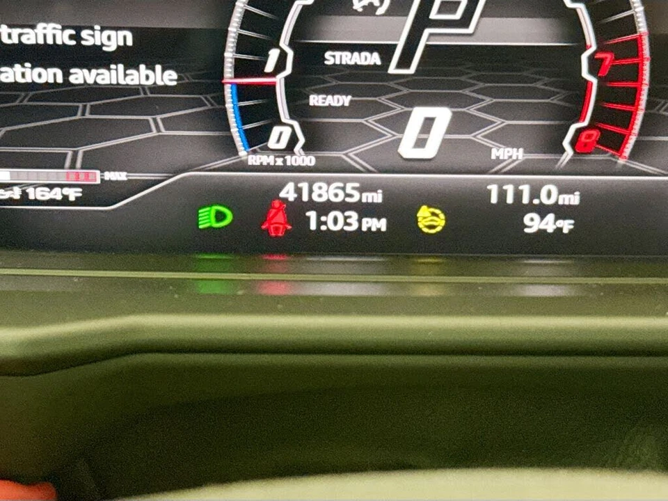 2022 Lamborghini Urus - Image 12 of 31