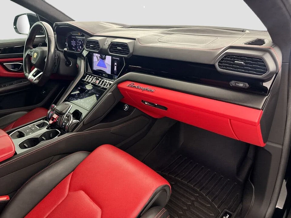2022 Lamborghini Urus - Image 31 of 31