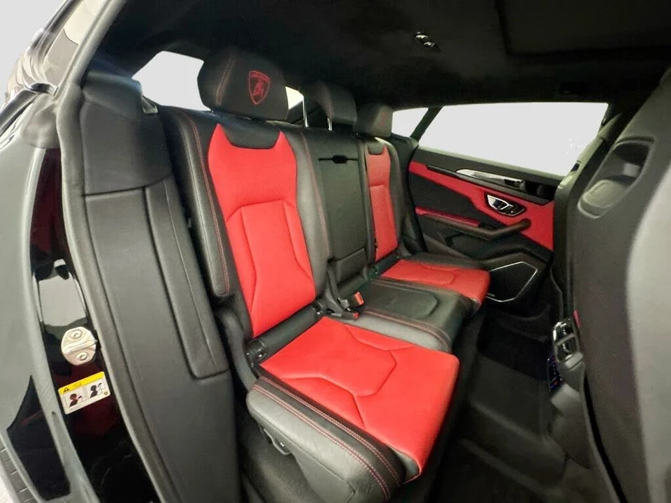2022 Lamborghini Urus - Image 29 of 31
