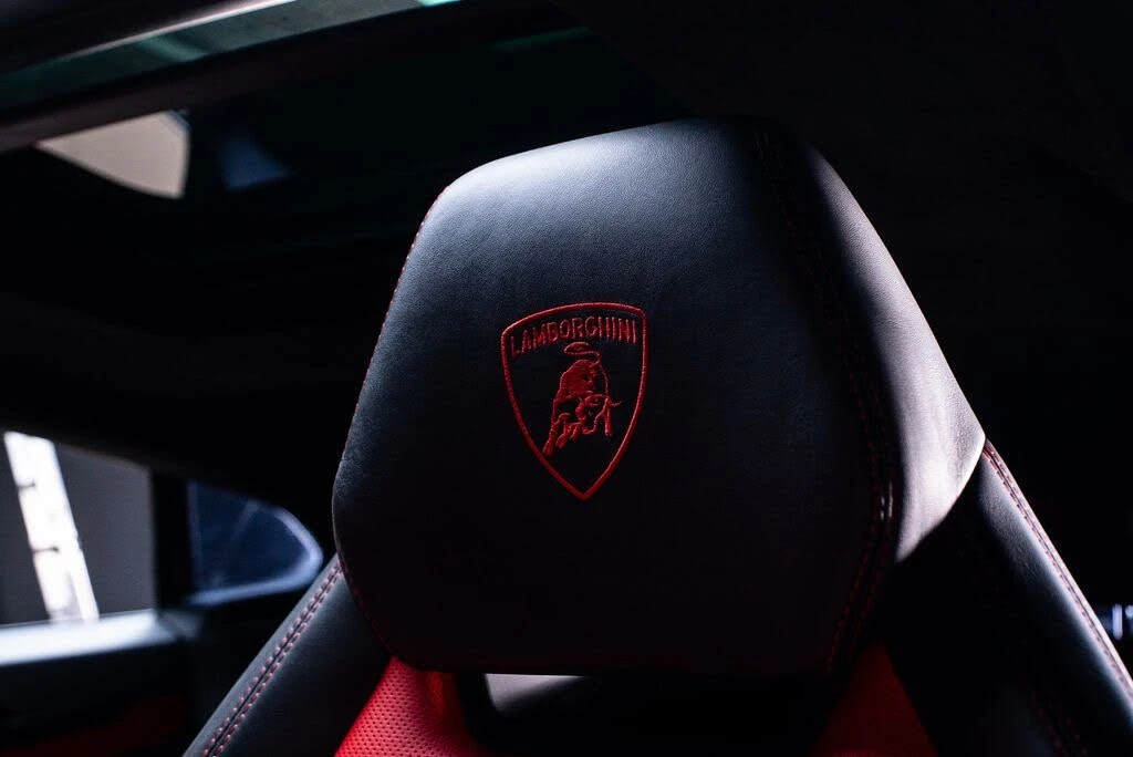 2022 Lamborghini Urus - Image 29 of 31