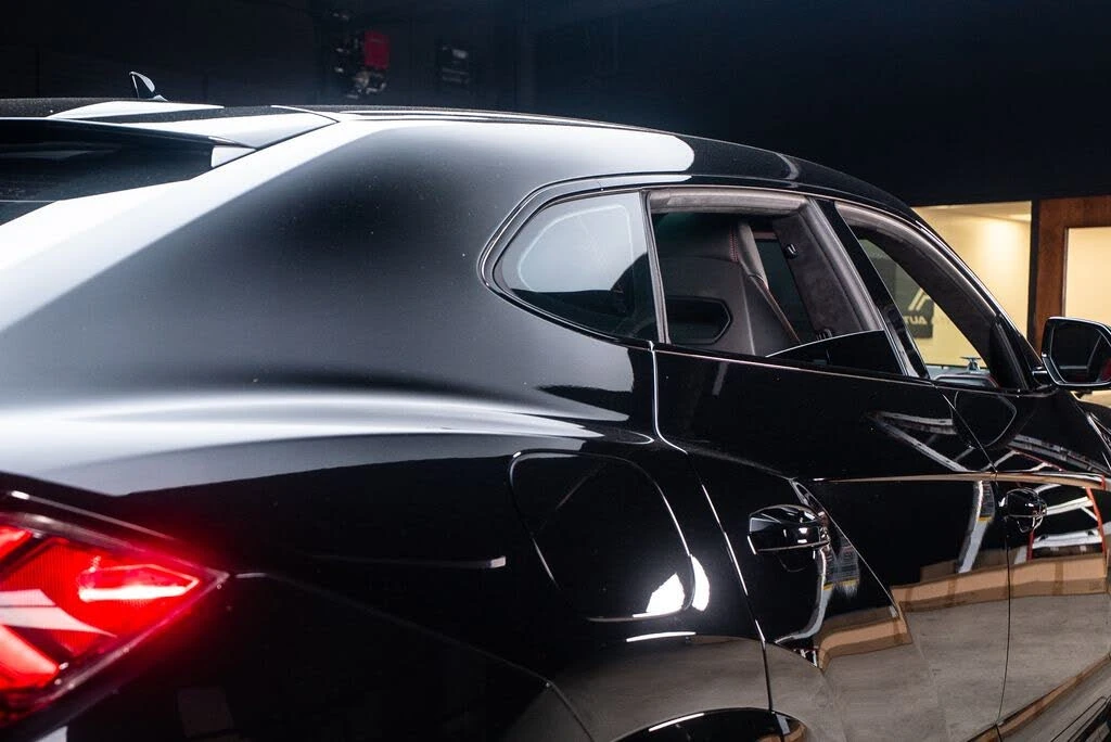 2022 Lamborghini Urus - Image 17 of 31