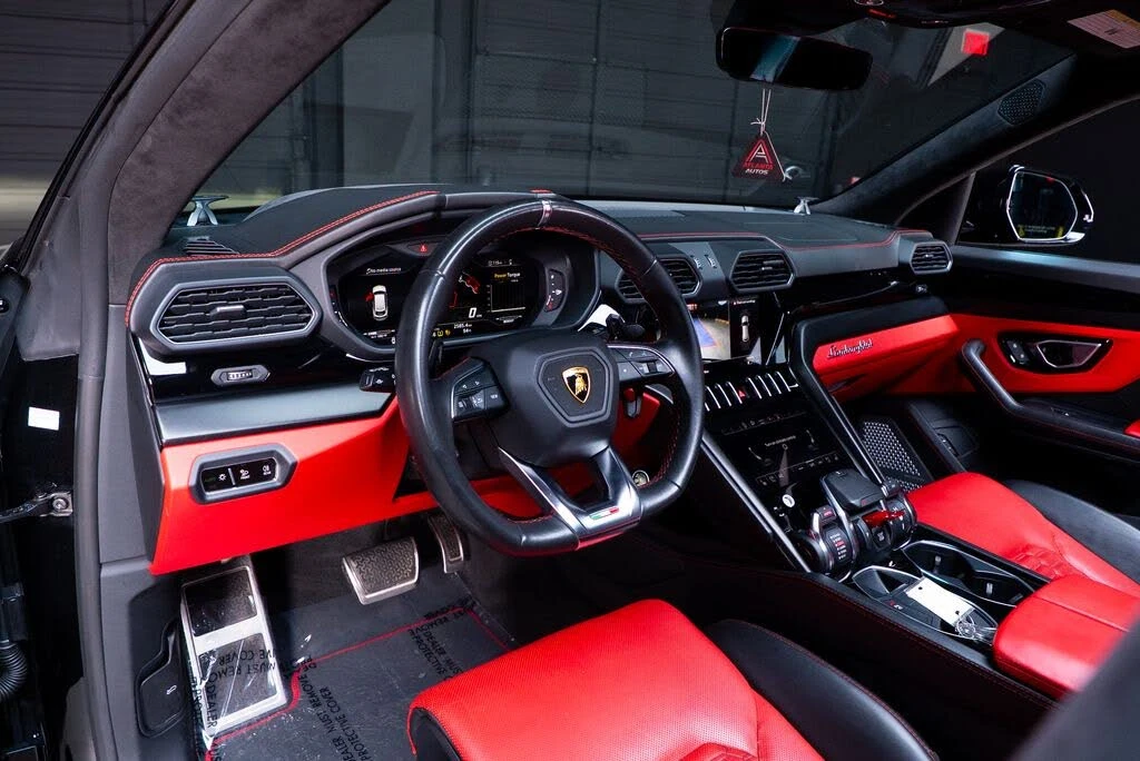 2022 Lamborghini Urus - Image 30 of 31