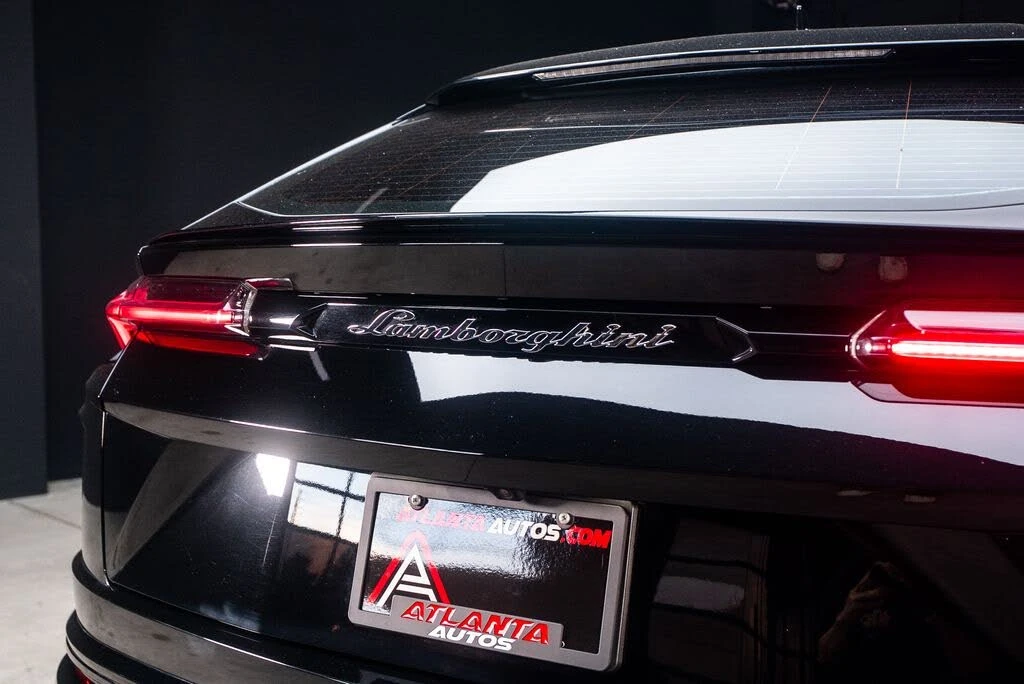 2022 Lamborghini Urus - Image 20 of 31