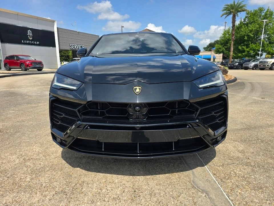 2022 Lamborghini Urus - Image 9 of 27