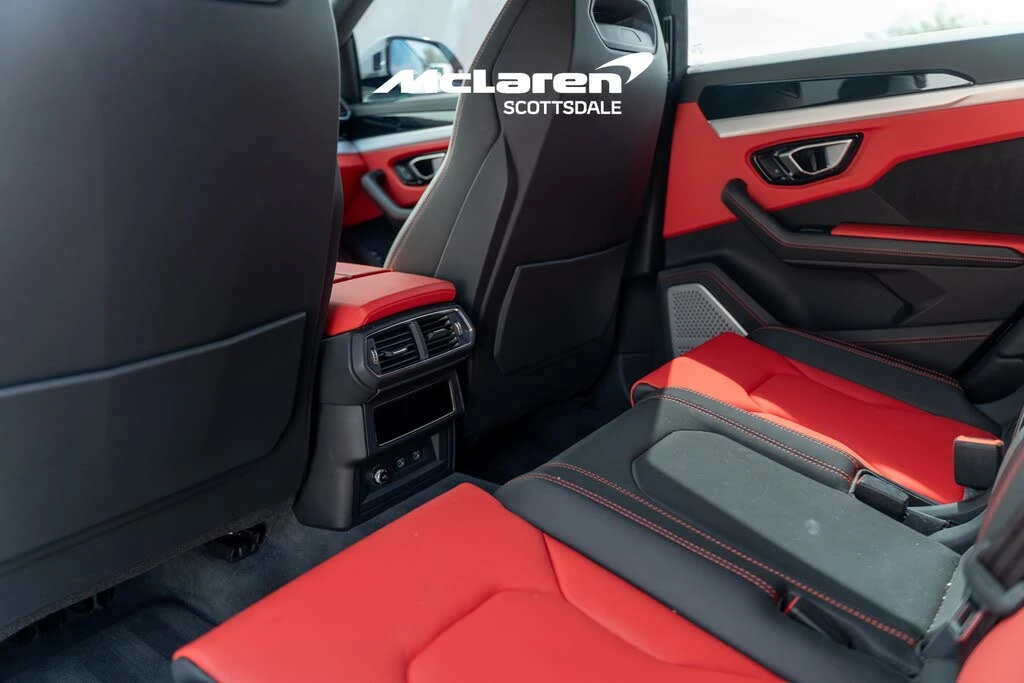 2022 Lamborghini Urus - Image 21 of 31