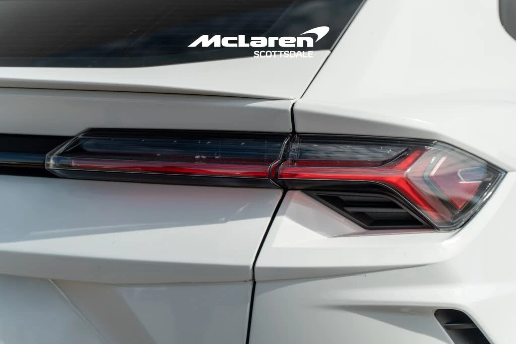 2022 Lamborghini Urus - Image 30 of 31