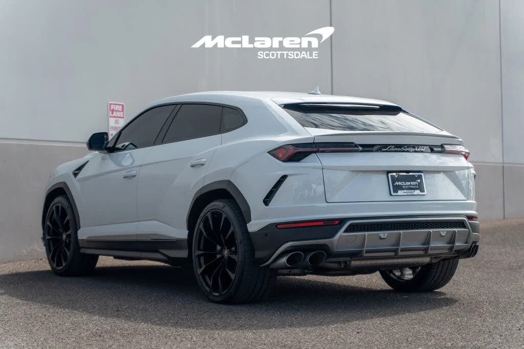 2022 Lamborghini Urus - Image 5 of 31