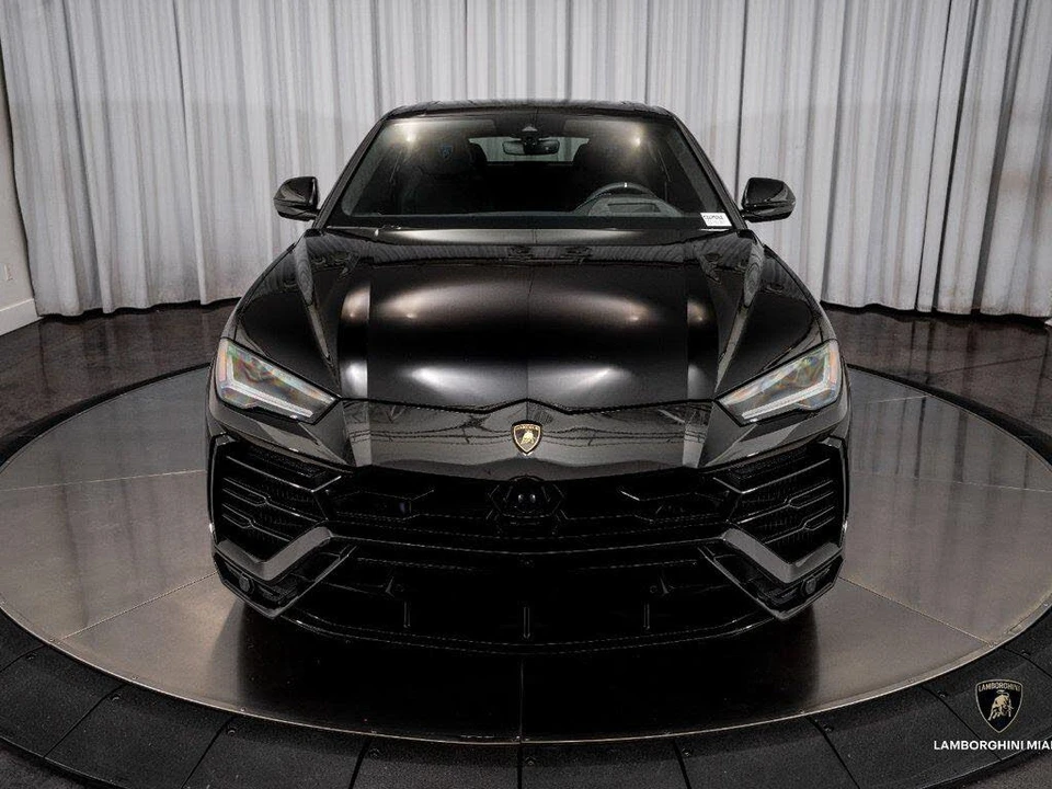 2022 Lamborghini Urus - Image 3 of 31