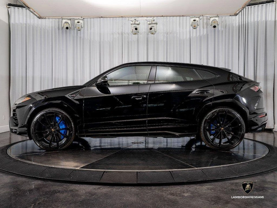 2022 Lamborghini Urus - Image 6 of 31