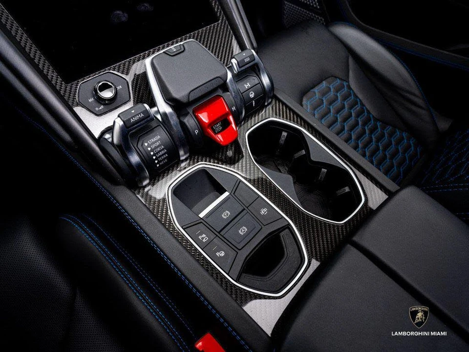 2022 Lamborghini Urus - Image 27 of 31