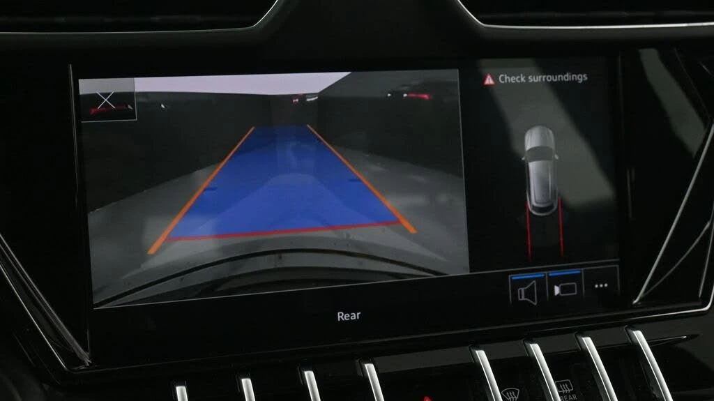 2022 Lamborghini Urus - Image 22 of 24