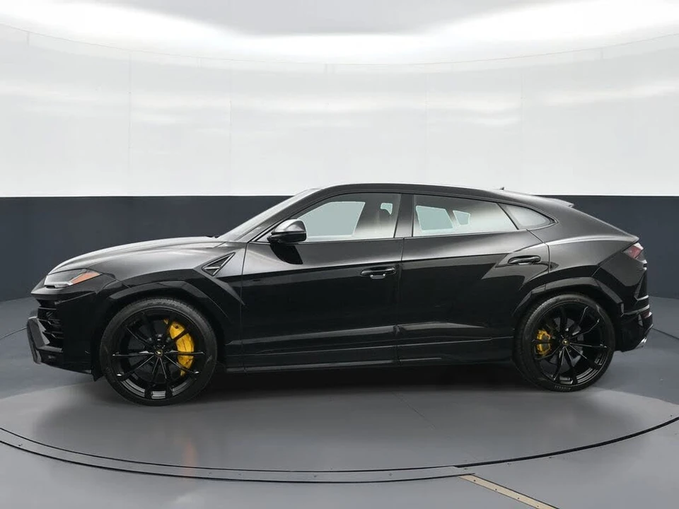 2022 Lamborghini Urus - Image 5 of 24