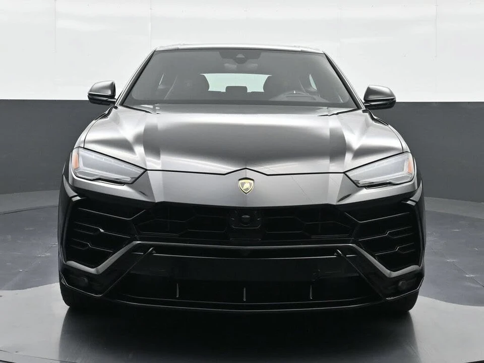2022 Lamborghini Urus - Image 15 of 24