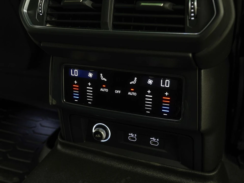 2022 Lamborghini Urus - Image 13 of 31