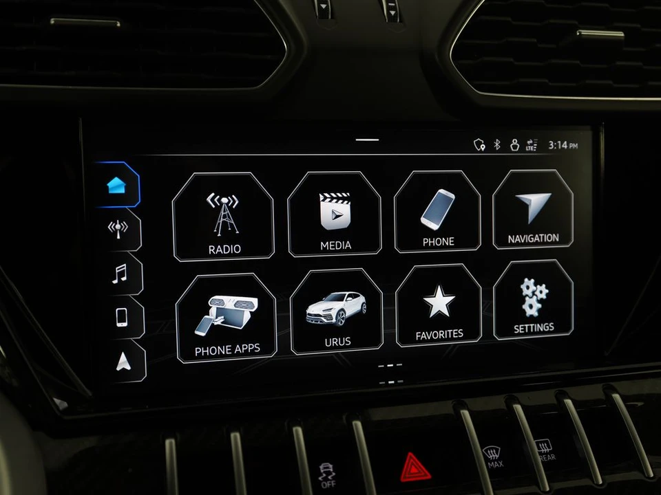 2022 Lamborghini Urus - Image 21 of 31