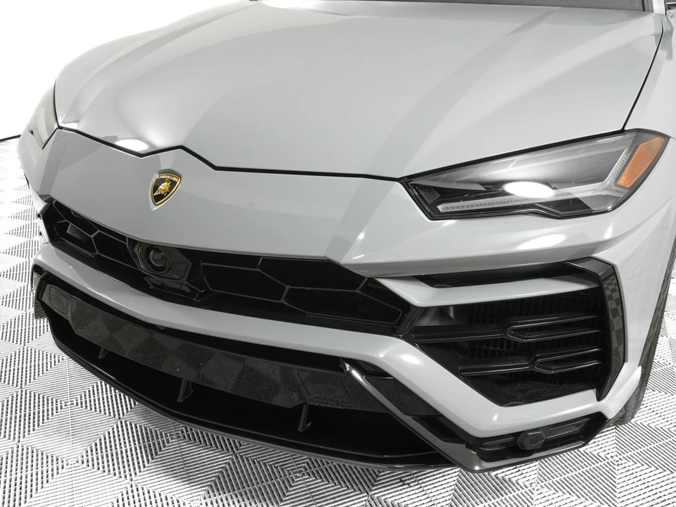 2022 Lamborghini Urus - Image 31 of 31