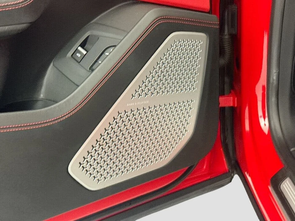 2022 Lamborghini Urus - Image 19 of 31