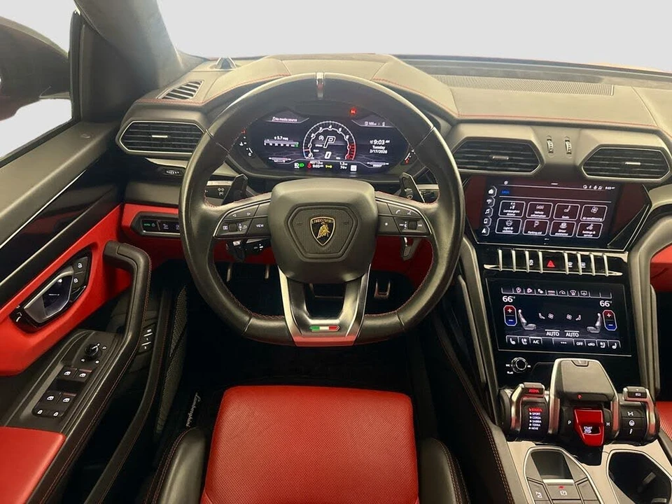 2022 Lamborghini Urus - Image 24 of 31