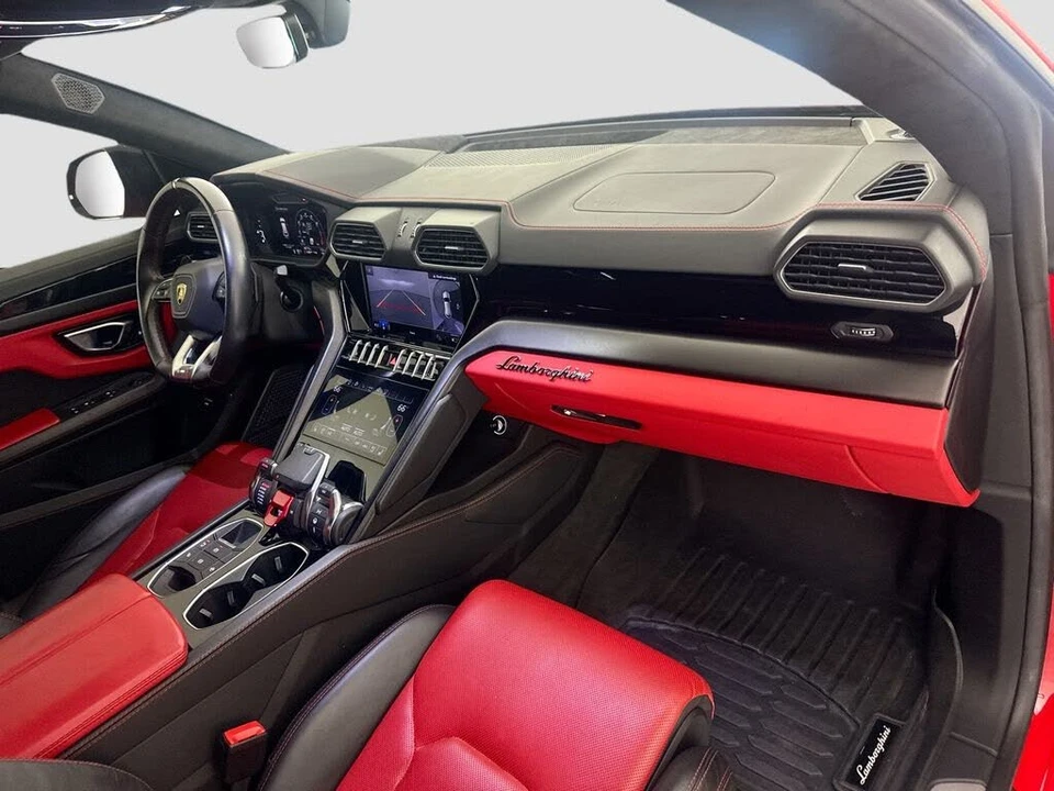 2022 Lamborghini Urus - Image 31 of 31