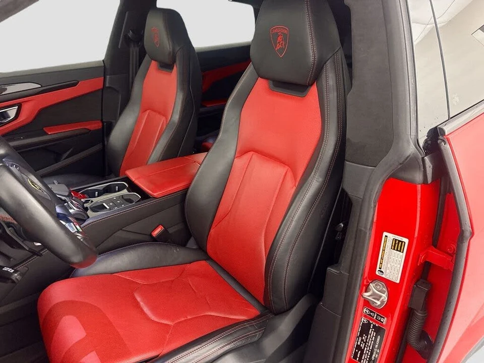 2022 Lamborghini Urus - Image 22 of 31